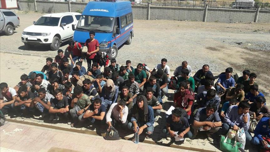 Van'da 40 yabancı uyruklu yakalandı