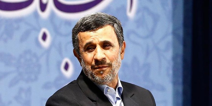 Ahmedinejad'dan Hamaney'e eleştiri