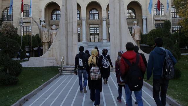 YÖK'ten üniversitelerle ilgili sınav kararı: Sınavlar ertelendi