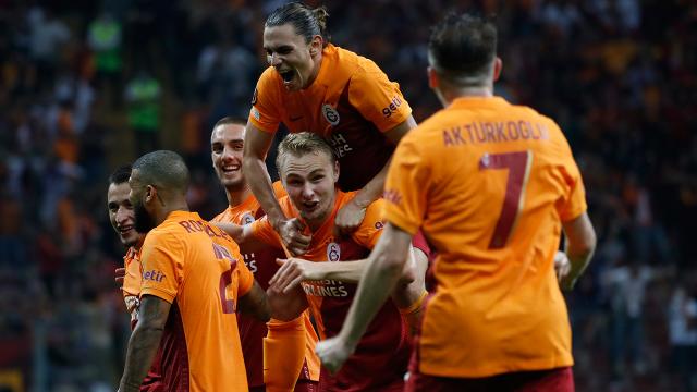 Galatasaray Lazio'yu devirdi