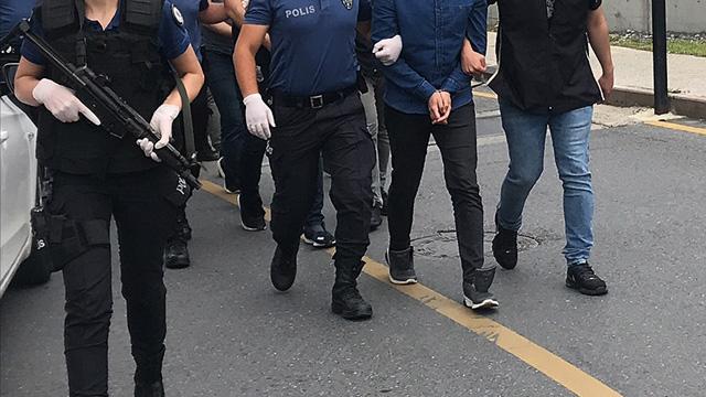 Ankara merkezli 45 ilde FETÖ operasyonu: 98 gözaltı kararı