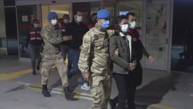 İzmir'de FETÖ operasyonu: 158 şüpheliden 97'si gözaltına alındı