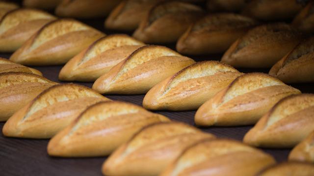 İstanbul Valisi Gül'den fahiş fiyatla ekmek satışına ilişkin açıklama