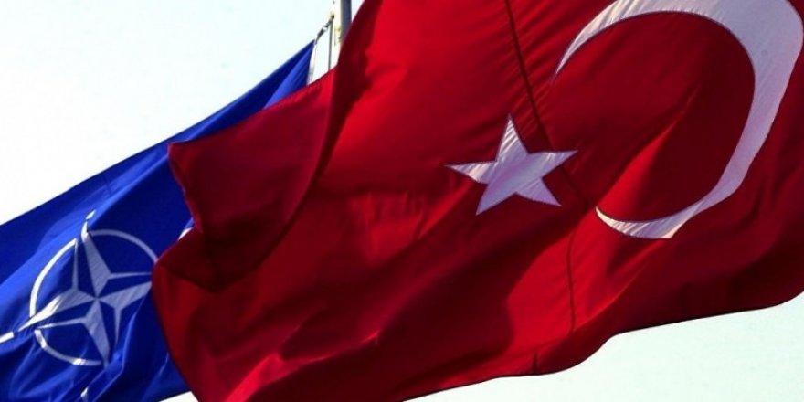Rus uzmandan NATO ve Türkiye yorumu: Rusya Akdeniz'e iner