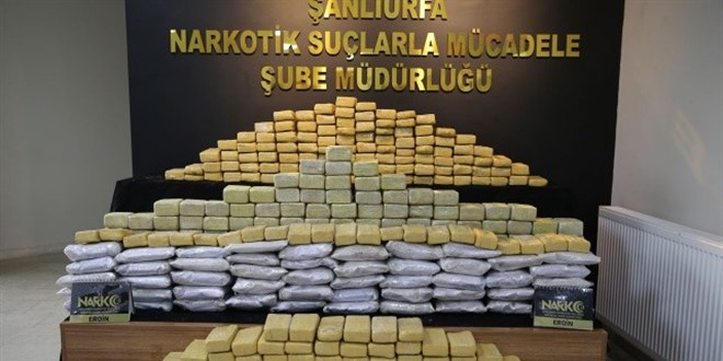 Ticaret Bakanlığı ve MİT'ten ortak operasyon: 1.2 ton uyuşturucu ele geçirildi