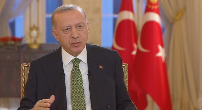 Cumhurbaşkanı Erdoğan'dan canlı yayında asgari ücret açıklaması