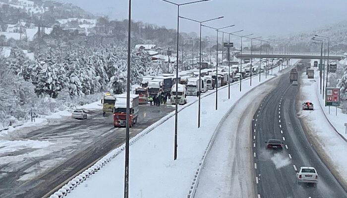 Gaziantep'ten sonra Bolu - Ankara karayolu da ulaşıma kapandı!