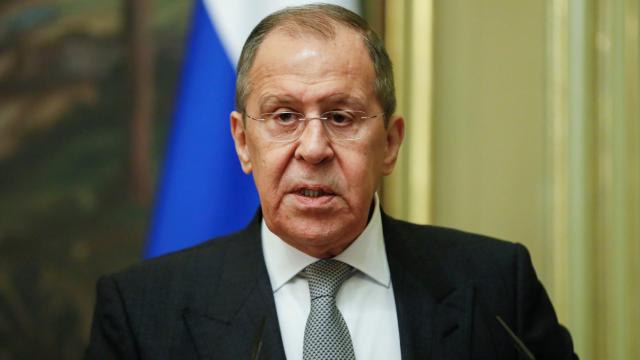Lavrov'dan yeni açıklama: Rusya Nükleer silah kullanacak mı?