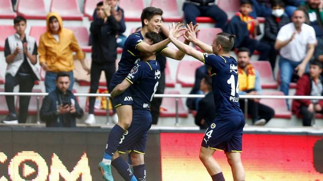 Fenerbahçe'den Kayseri'de dört dörtlük galibiyet