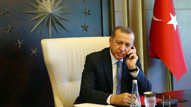 Cumhurbaşkanı Erdoğan'dan Şerif'e tebrik telefonu
