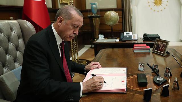 Sadece 7 ay sürdü: Erdoğan o ismi görevden aldı