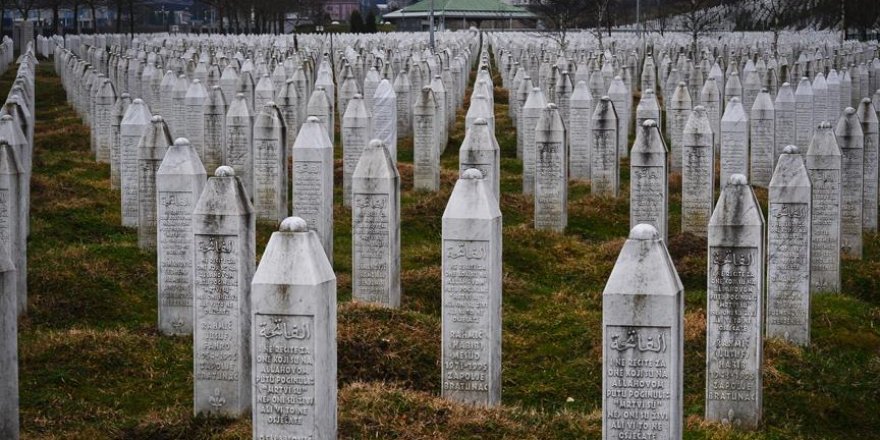 'Hollanda, Bosna’daki soykırım iş birliğini itiraf etmekle başlamalıdır'