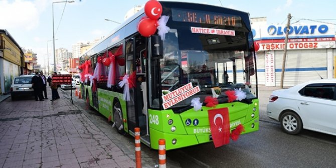 Otobüste tanıştılar otobüsle evlendiler