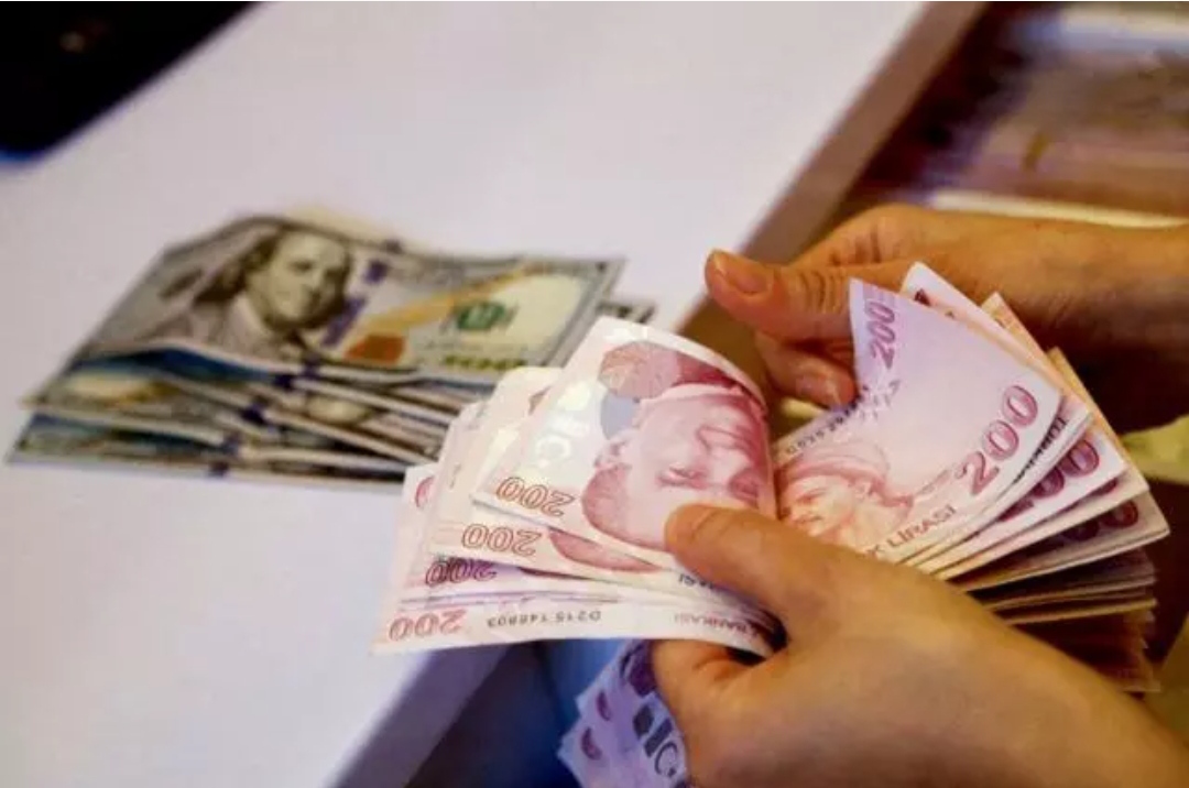 Sürpriz faiz kararı dünyada yankı uyandırdı! Dikkat çeken Dolar-TL yorumu