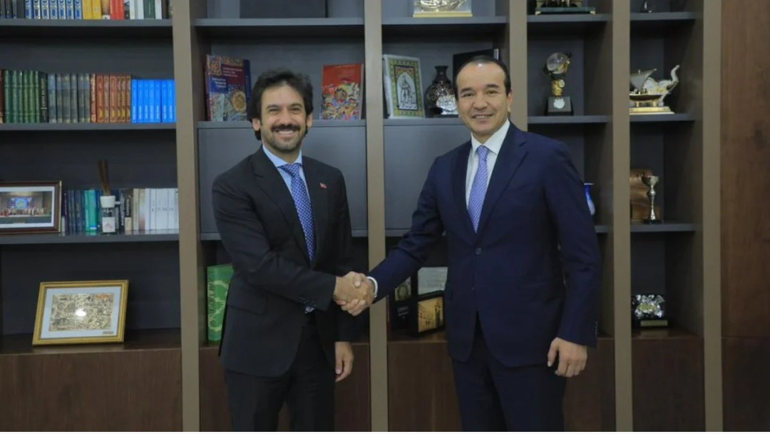 Batuhan Mumcu'dan Özbekistan Kültür Bakanı'na ziyaret
