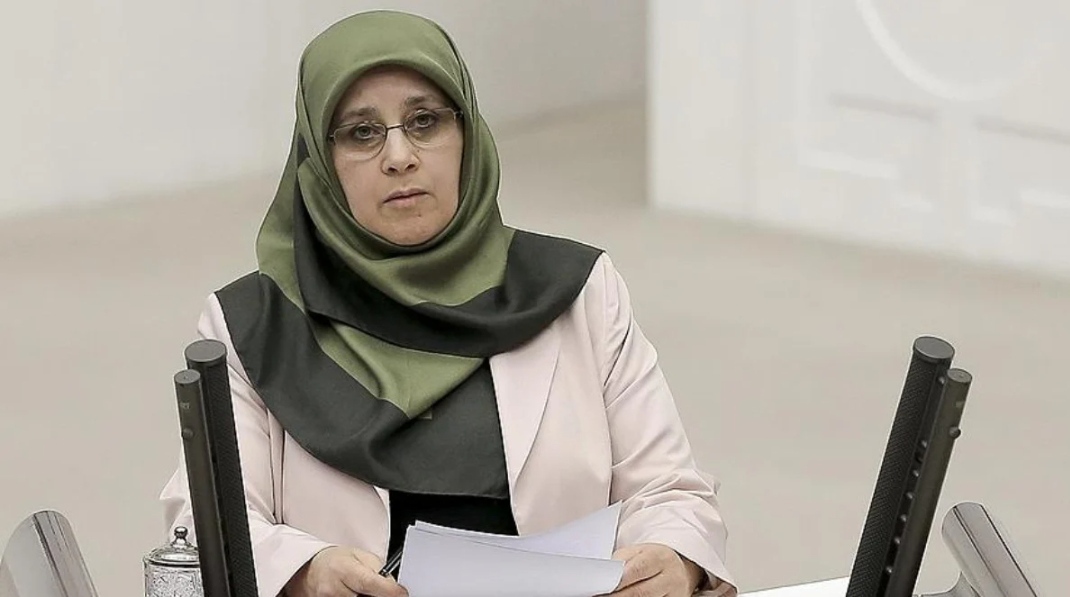 Eski HDP milletvekili Hüda Kaya gözaltına alındı