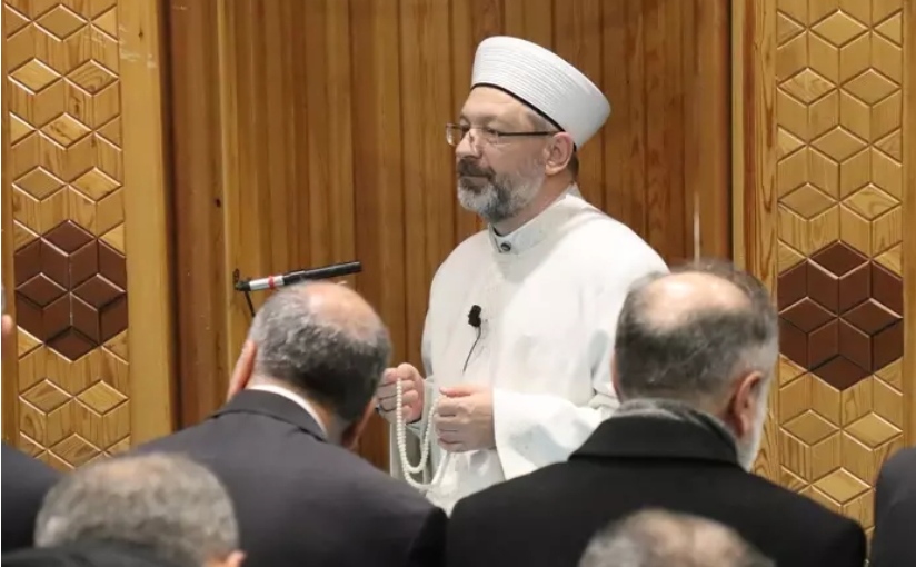 Diyanet İşleri Başkanı Erbaş, şehit Mehmetçikler için dua etti