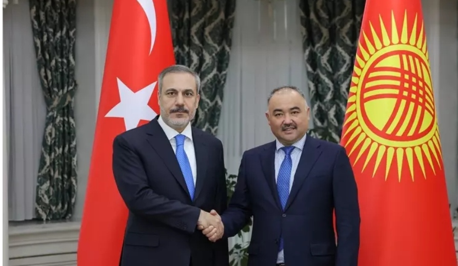 Dışişleri Bakanı Fidan, Kırgızistan Meclis Başkanı Şakiyev ile görüştü