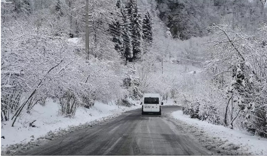 Çevre, Şehircilik ve İklim Değişikliği Bakanı Özhaseki'den kuvvetli ve yoğun kar yağışı uyarısı: