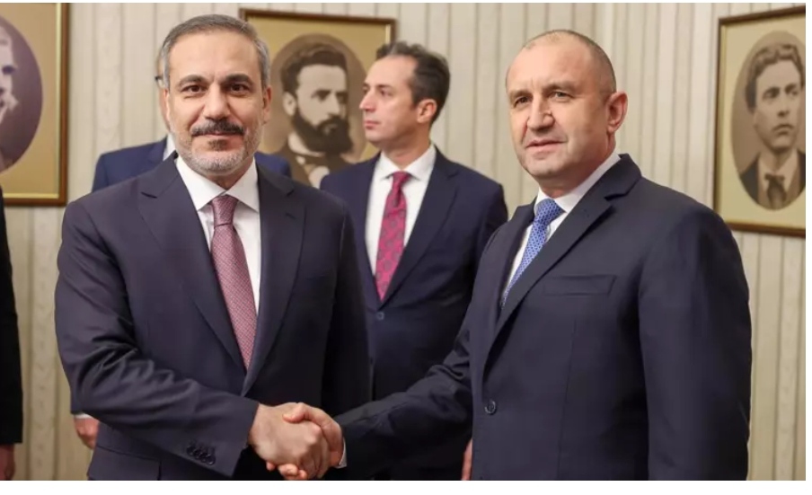 Bakan Fidan, Bulgaristan Cumhurbaşkanı Radev ile görüştü