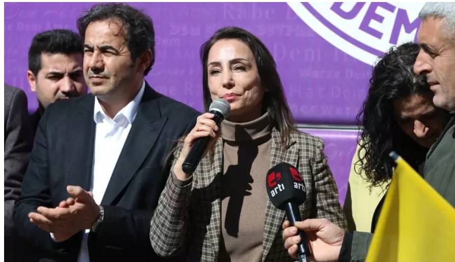 DEM Partili Tülay Hatimoğlulları'ndan skandal 'Kürdistan' çıkışı!