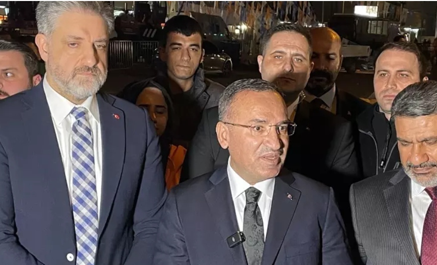 TBMM Başkanvekili Bozdağ, Şanlıurfalı tüm hanımefendi ve beyefendileri mitinge davet etti