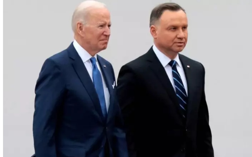 Biden, Polonya Cumhurbaşkanı Duda ile Ukrayna gündemini görüştü