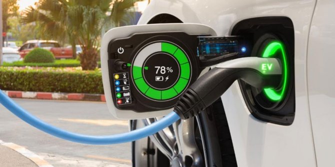 Yeni bataryalar yolda: Elektrikli otomobillerin şarj süresi 5 dakikaya inebilir