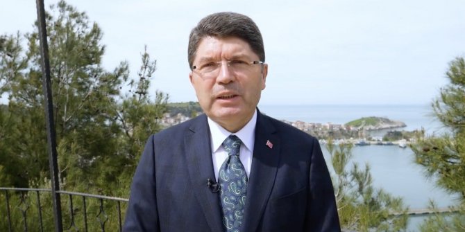 Adalet Bakanı Yılmaz Tunç'tan DEM Parti açıklaması: Terörle aranıza mesafe koyun