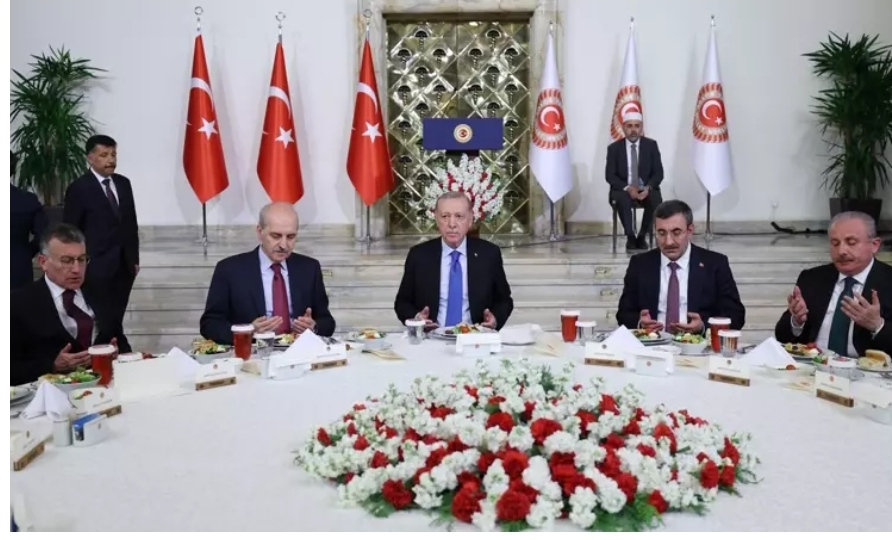 Cumhurbaşkanı Erdoğan, TBMM'de iftar programına katıldı