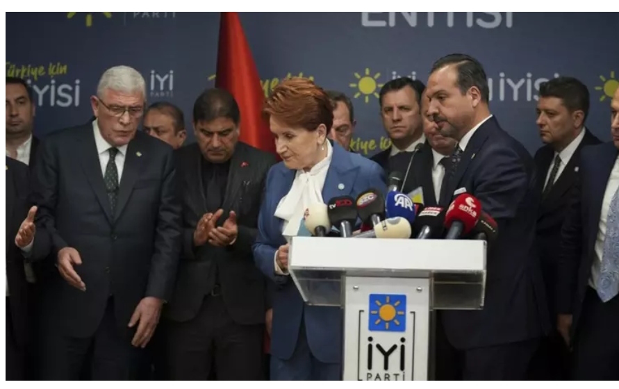 Meral Akşener bırakıyor, favori Müsavat Dervişoğlu