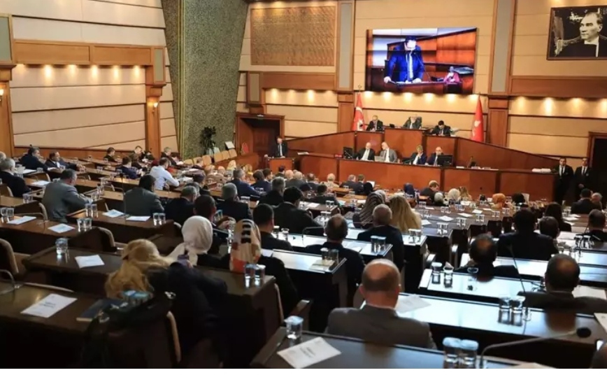 PKK'nın siyasi kolu DEM Parti ilk defa İBB'de! CHP listesinden meclis üyesi oldular