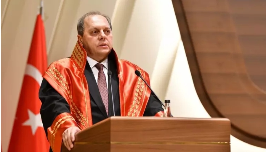 Yargıtay Başkanlığına seçilen Kerkez, başkanlık cübbesini giydi