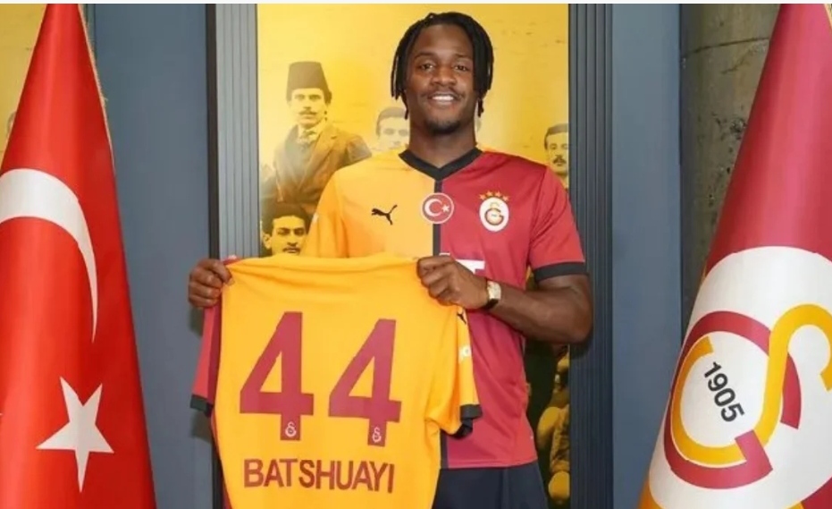 Galatasaray formasını giyen Batshuayi: Devler Ligi'nde oynayacağım için mutluyum