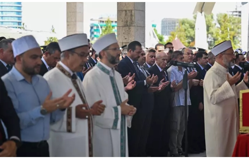 Pençe Kilit şehidi son yolculuğuna uğurlandı