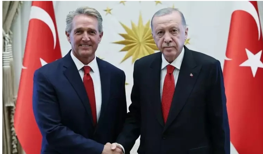 Başkan Erdoğan, Jeff Flake'i kabul etti