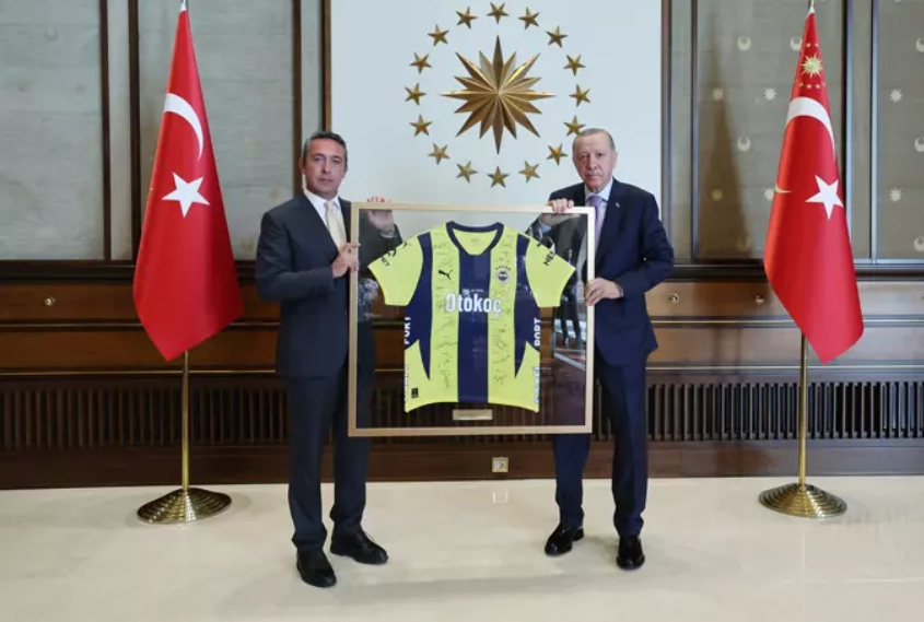 Fenerbahçe Başkanı Ali Koç'u kabul etti! Cumhurbaşkanı Erdoğan: Ayrılıkları değil, ortak noktalarımızı, paydamızı büyütmeye ihtiyacımız var