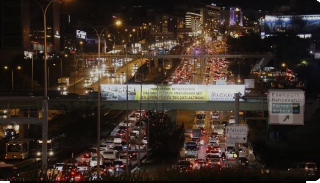 İBB'ye tepki yağıyor! İstanbullunun Trafik Çilesi Bitmiyor