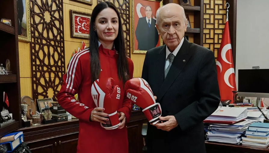 MHP Genel Başkanı Bahçeli, Aybüke Kılınç'ı kabul etti