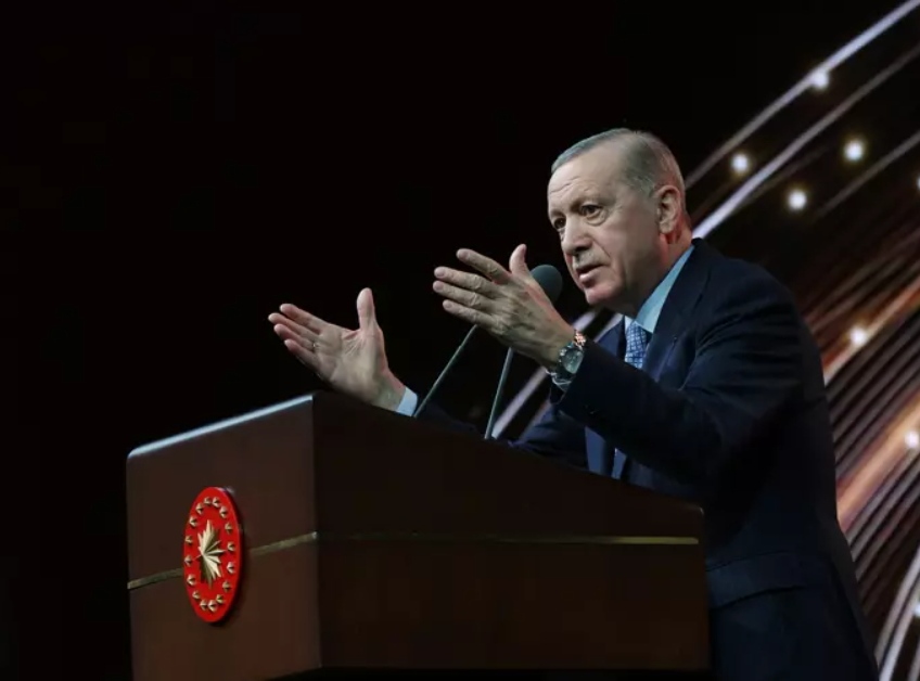 Cumhurbaşkanı Erdoğan: K-Pop'u bilen ama Cem Karaca'yı bilmeyen gençlerimiz var! Tek tipleşme kültürel çölleşmedir