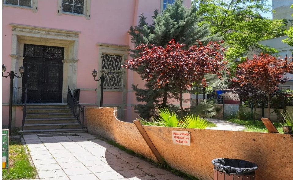 Latife Hanım Köşkü'nün kapatılmasına MHP'den tepki: Mustafa Kemal Paşa'nın mirasına ihanet ediliyor