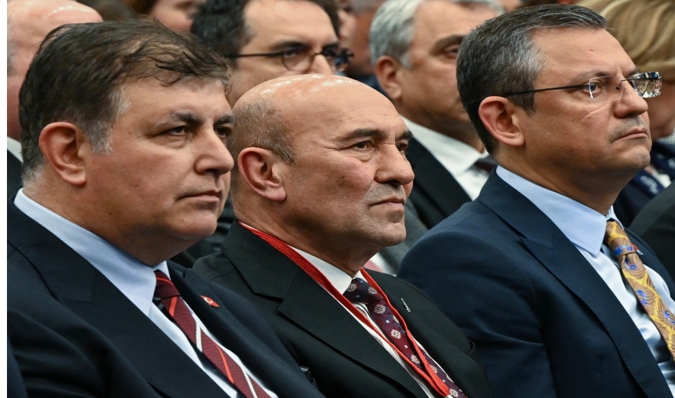 CHP'li İzmir Belediye Başkanı Tugay, Soyer'in "sorumsuz" zam hamlesine sert tepki gösterdi