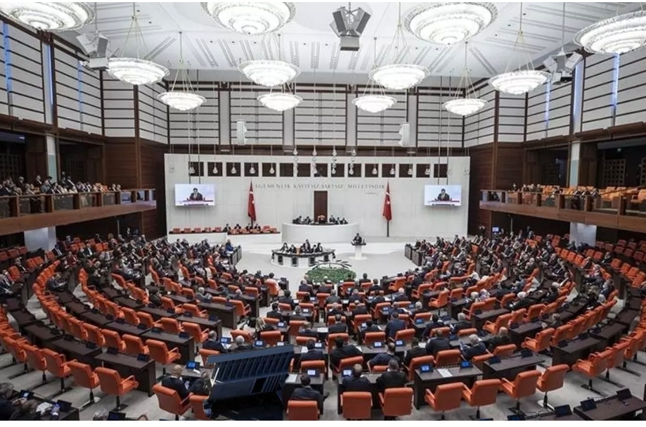 TBMM Genel Kurulu'nda RTÜK seçimi: AK Parti'den Hasan Davulcu fark attı