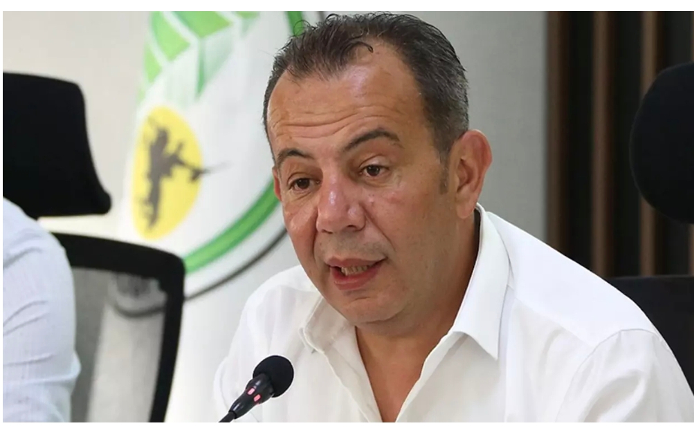 Valilik, Bülent Ecevit Kültür Merkezi adı değişikliğini onaylamadı