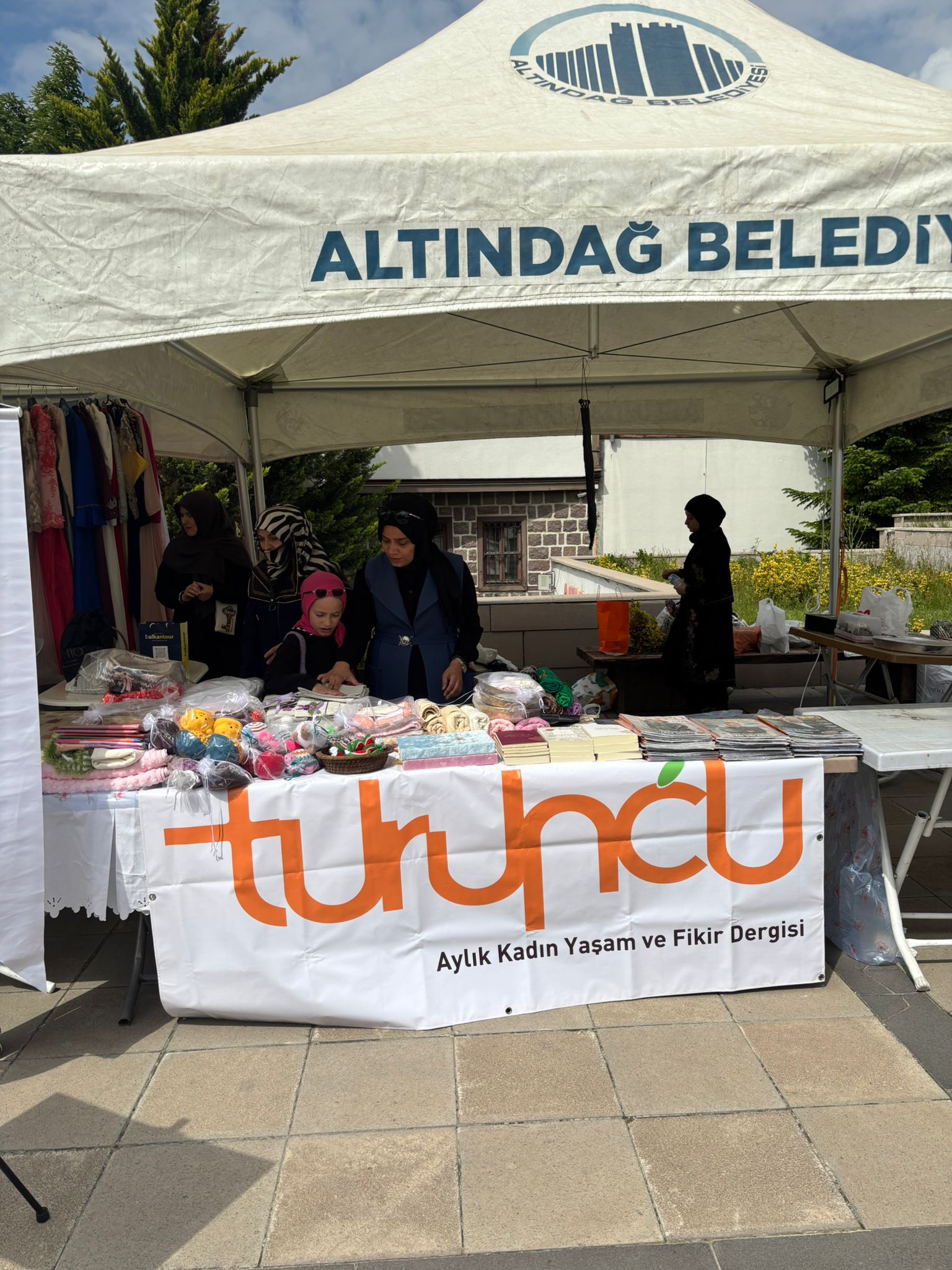 Ankara'da Gazze İçin "Hayır Çarşısı": Gelir Kadın ve Çocuklara Ulaşacak