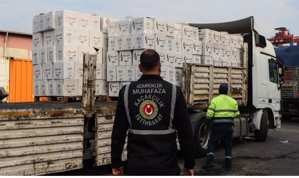 Gümrük Muhafaza ekipleri "dumansız Türkiye" hedefiyle başarılı operasyonlar sonucu kaçakçılara göz açtırmadı