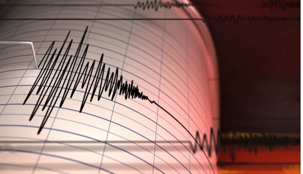 Balıkesir'de 6.1 büyüklüğünde deprem... İstanbul ve çevre illerde de hissedildi