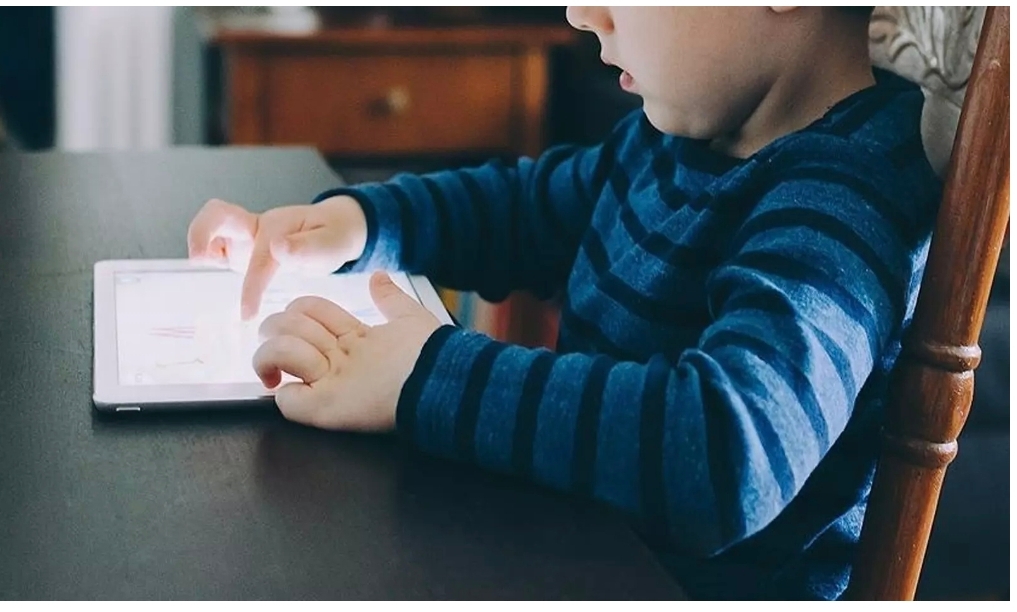 İnternette çocuklar için zararlı 2 bin 704 dijital içeriğe müdahale edildi