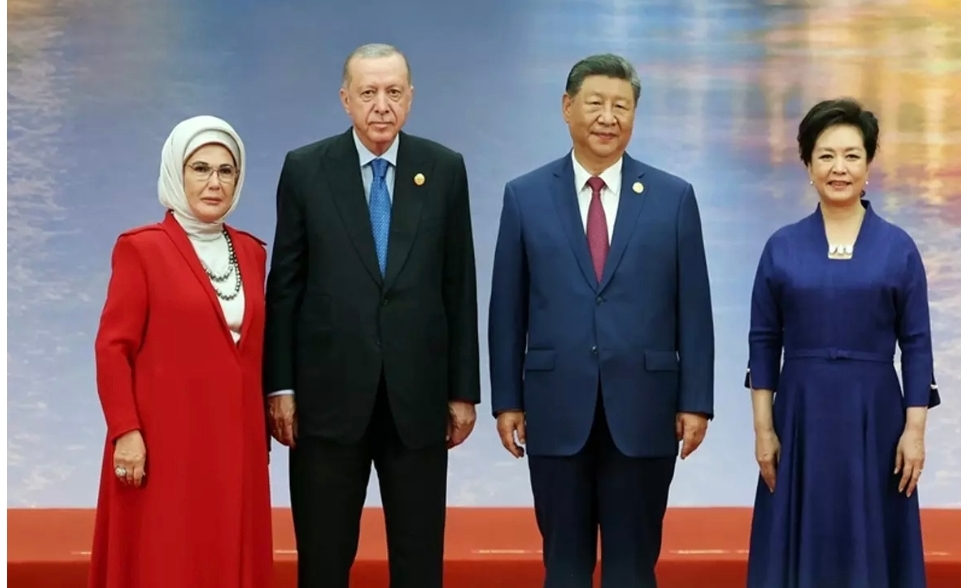 Emine Erdoğan'dan Çin Devlet Başkanı Şi'nin liderler onuruna verdiği yemeğe ilişkin paylaşım