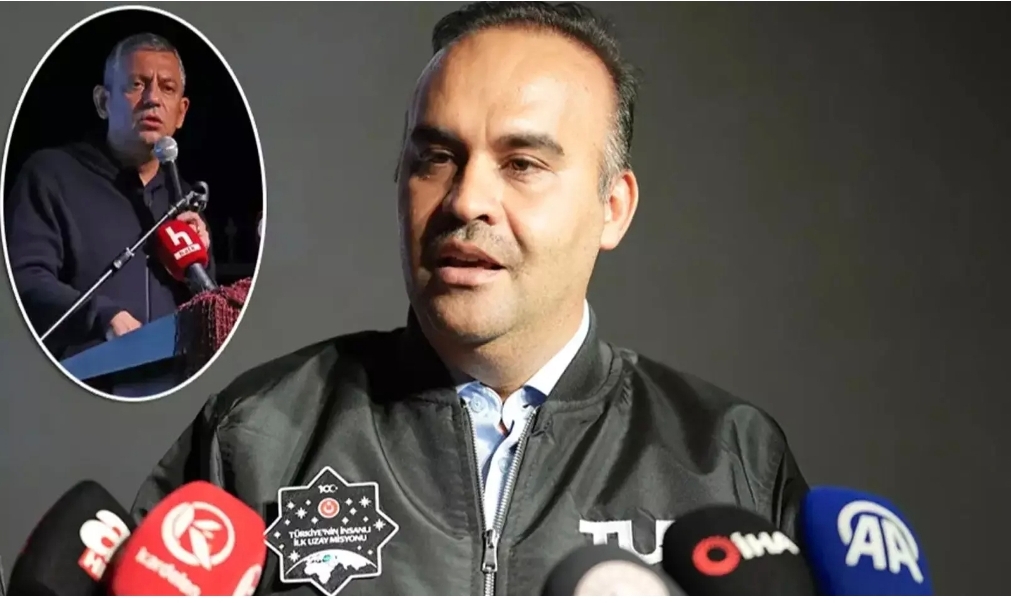 Bakan Kacır Özgür Özel'i fena tiye aldı! Çekirgeli roket göndermesi